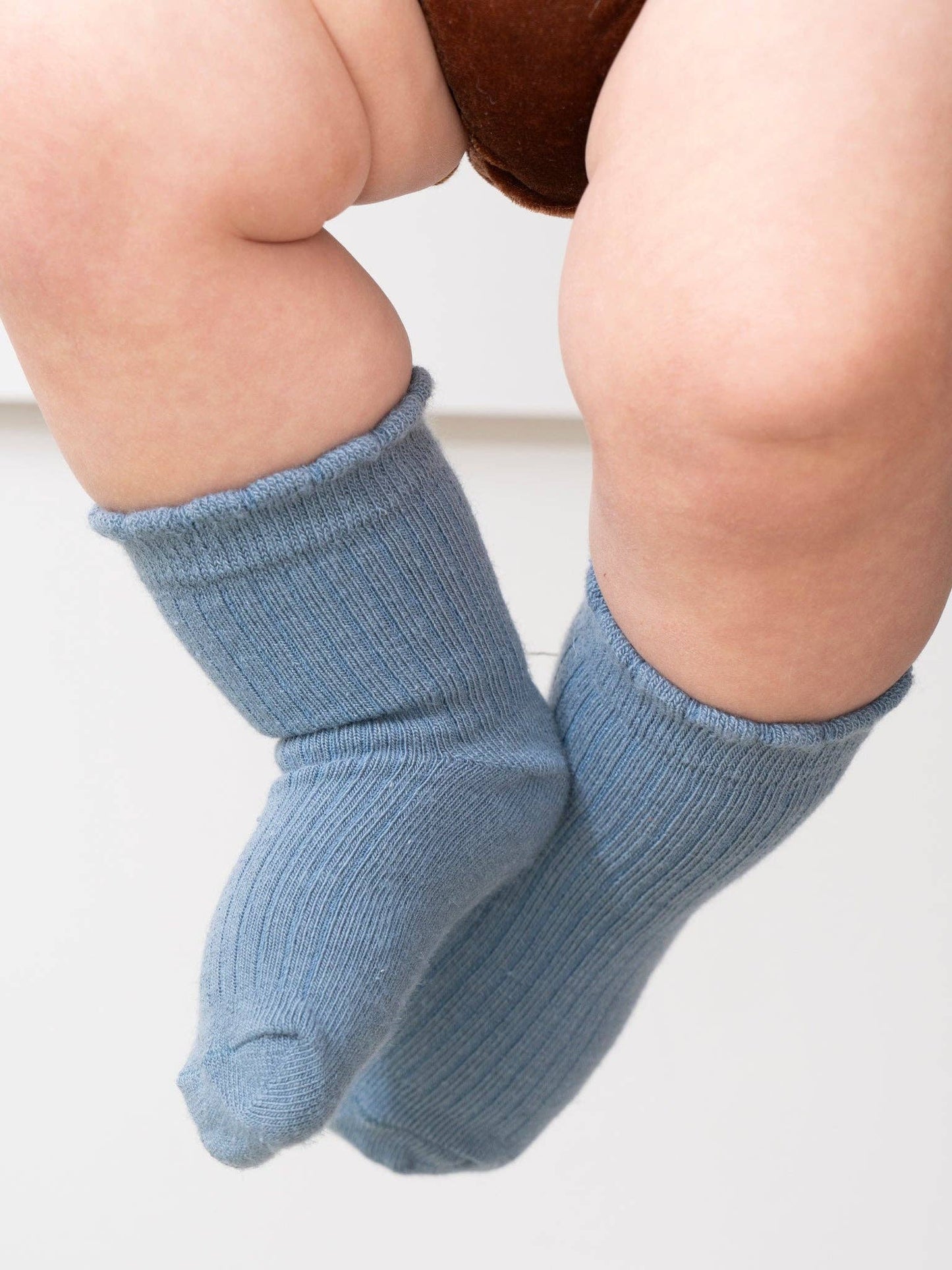 Scallop Hem Crew Socks: French Blue