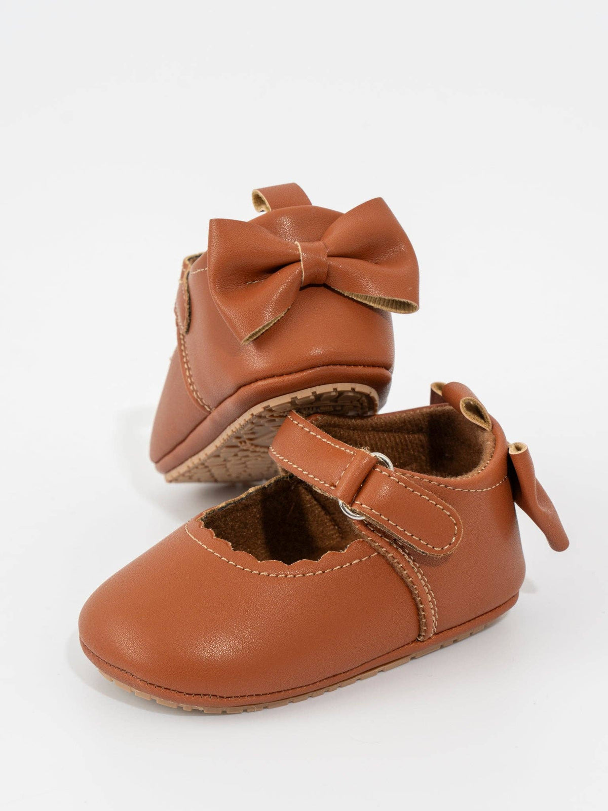 Scalloped Heel Bows Mary Jane Baby Shoes Brown: 12/18MOS
