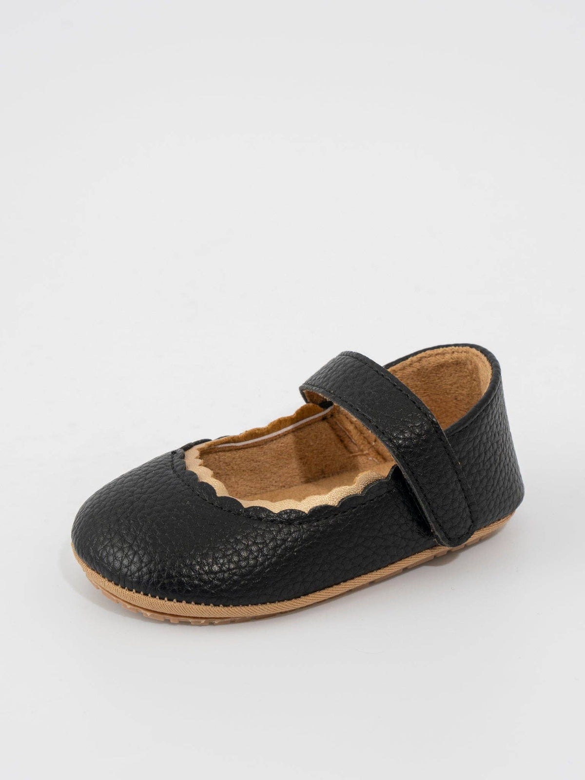 Scalloped Toe Mary Jane Baby Shoe Black: 12/18MOS