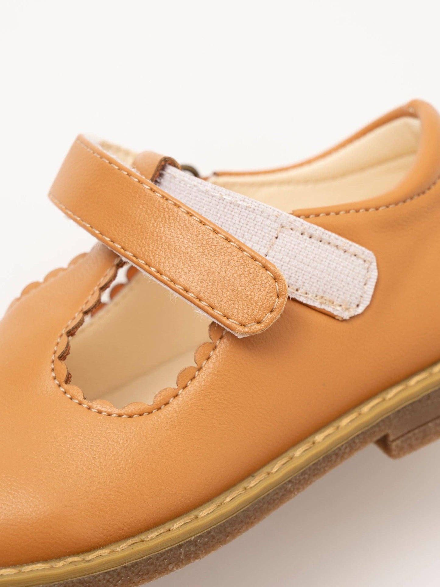 T-Strap Mary Jane Hard Sole Shoes: Hazlenut / 5C
