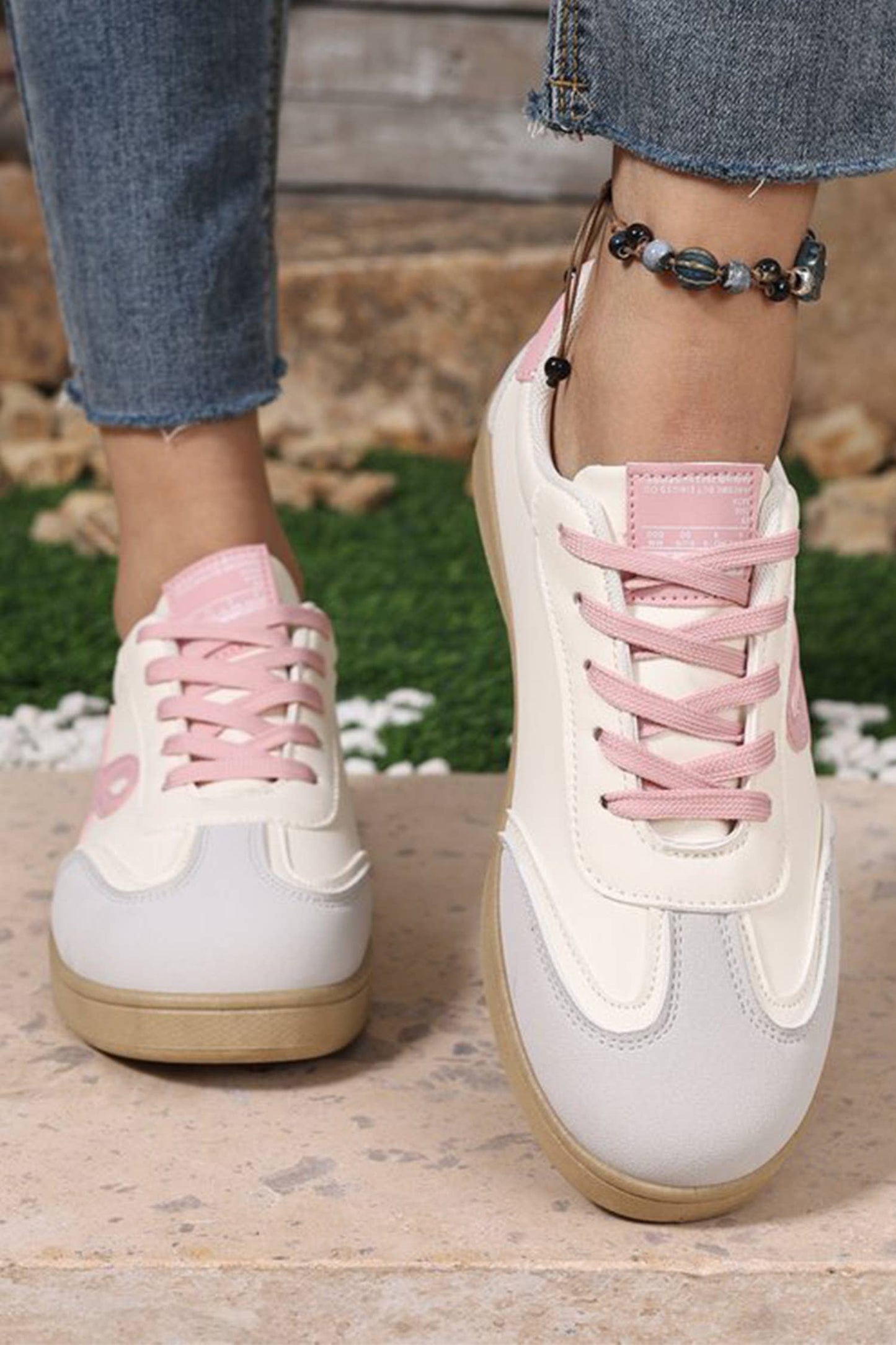Pink bow sneakers