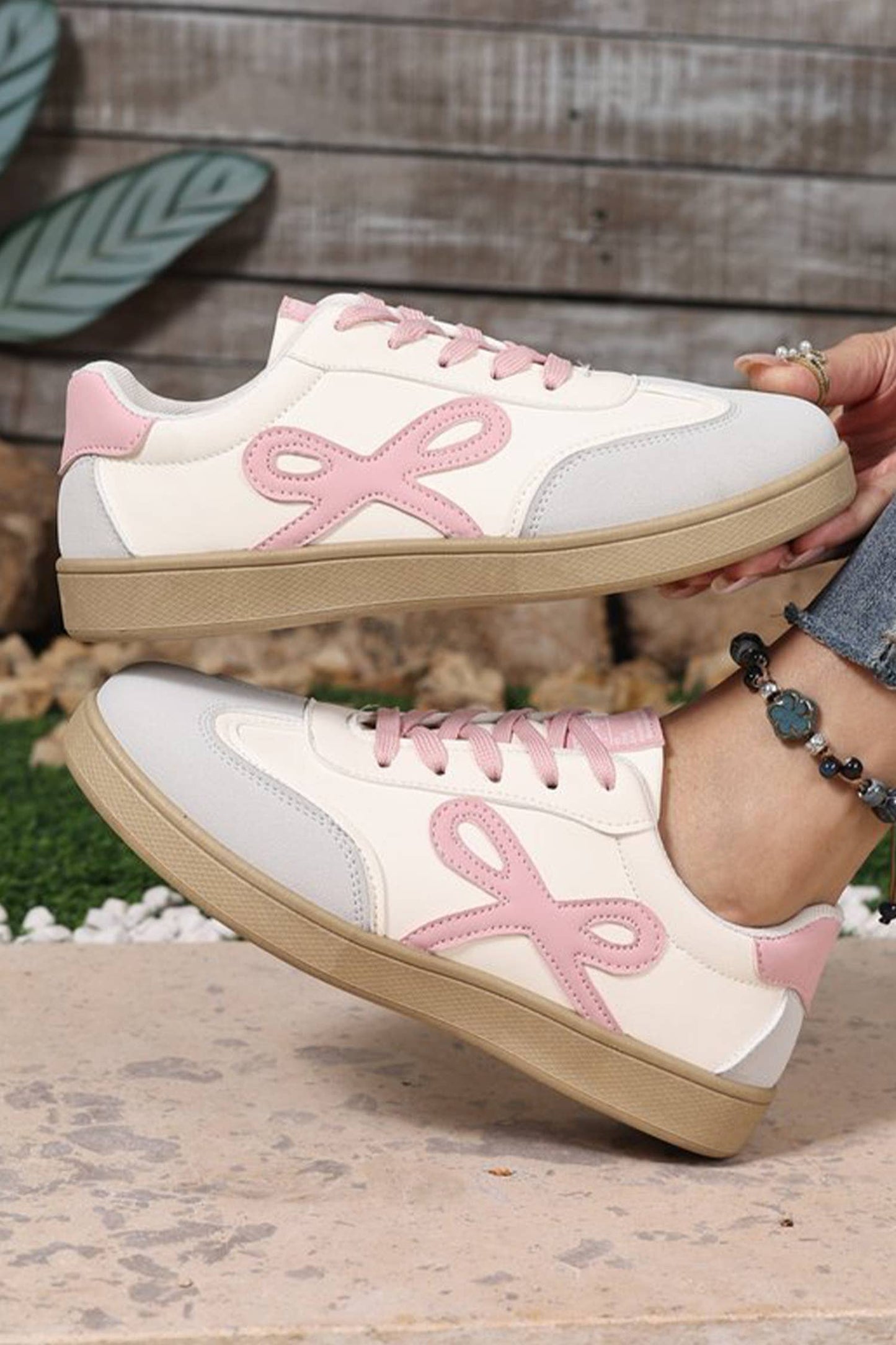 Pink bow sneakers
