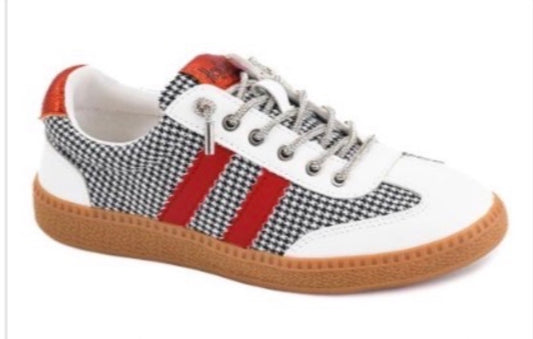 Houndstooth sneaker