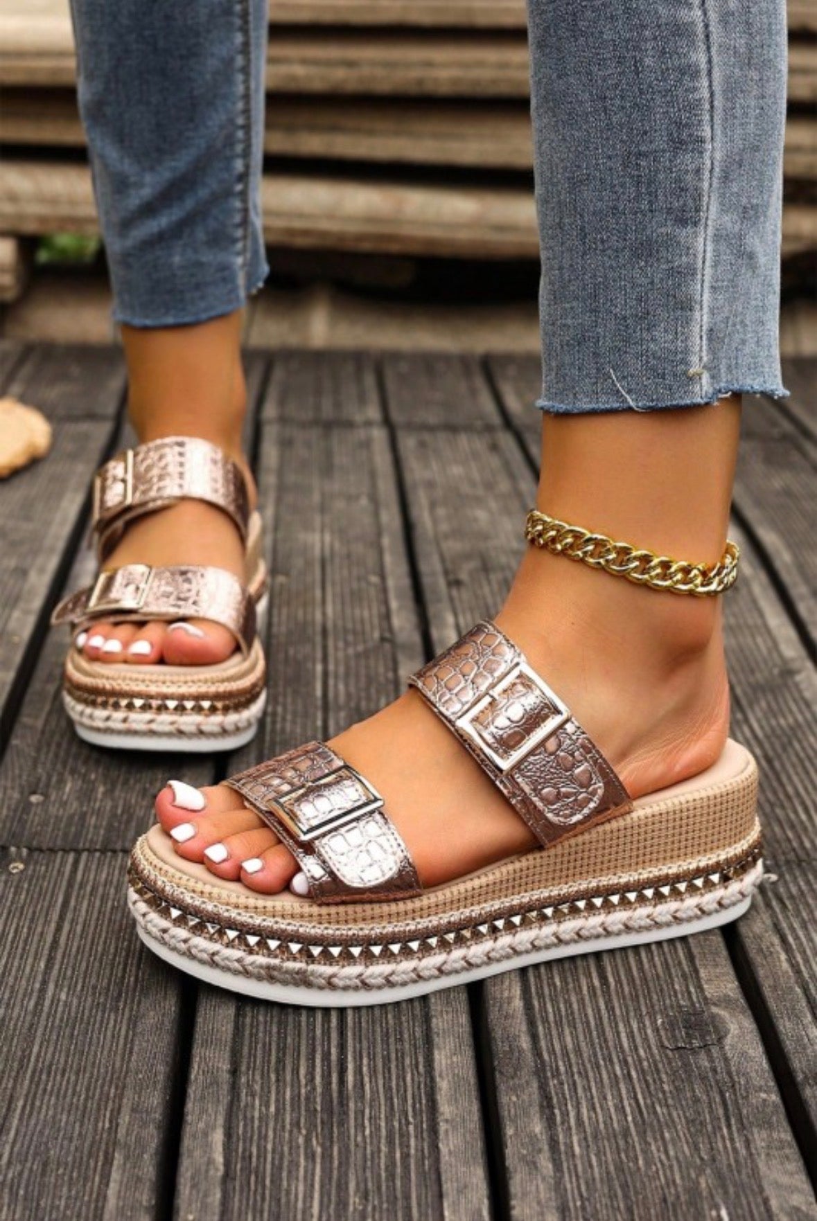 Textured double buckle wedge PREORDER