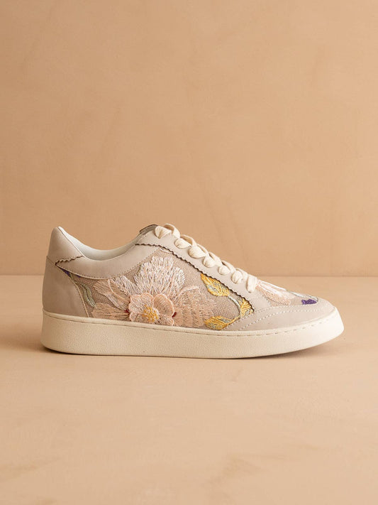 The Tammi | Light Grey Floral Applique Sneaker: LIGHT GREY / 7.5