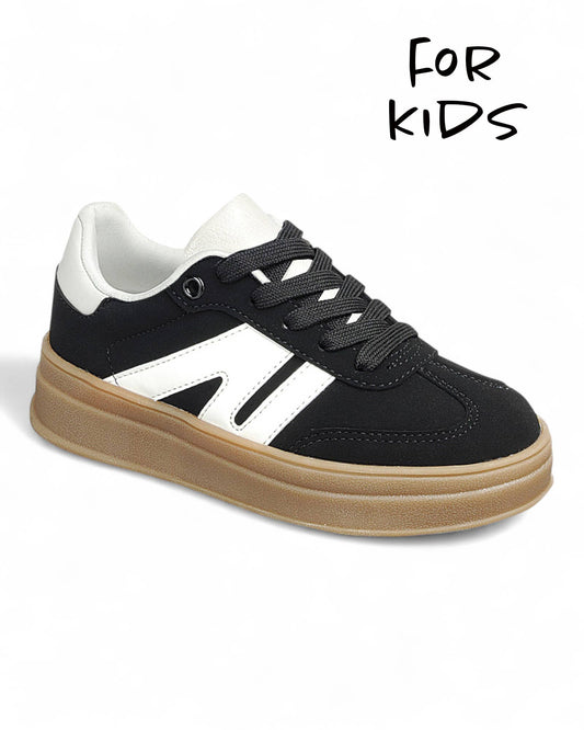 Black and white Sneakers