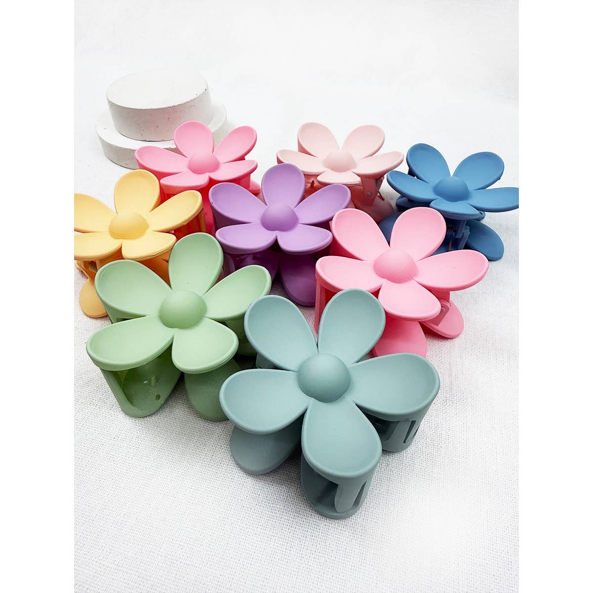 Flower hair clips