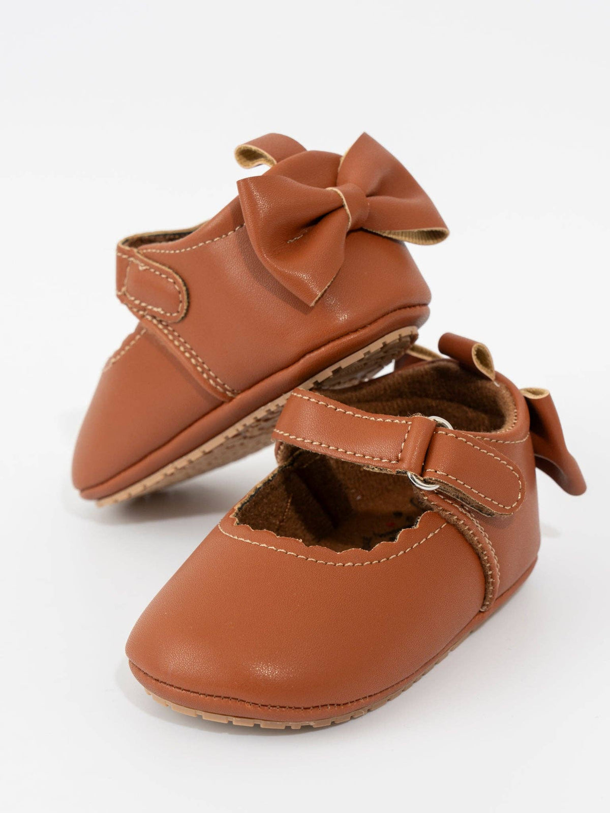 Scalloped Heel Bows Mary Jane Baby Shoes Brown: 6/12MOS