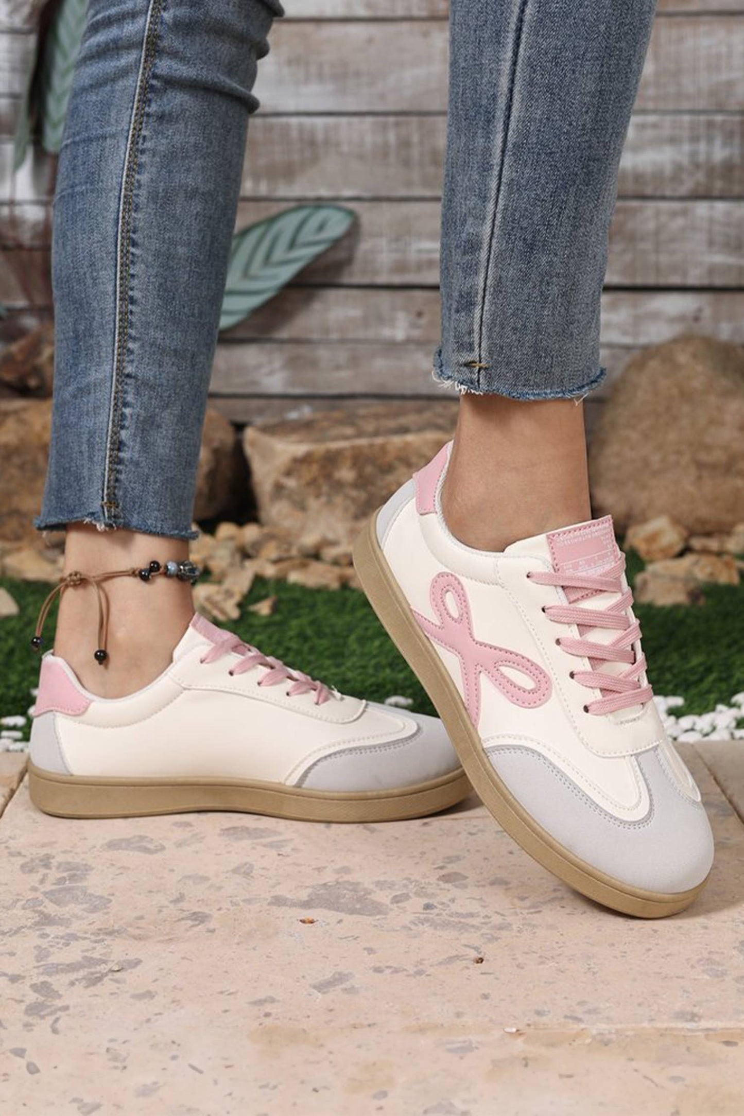 Pink bow sneakers