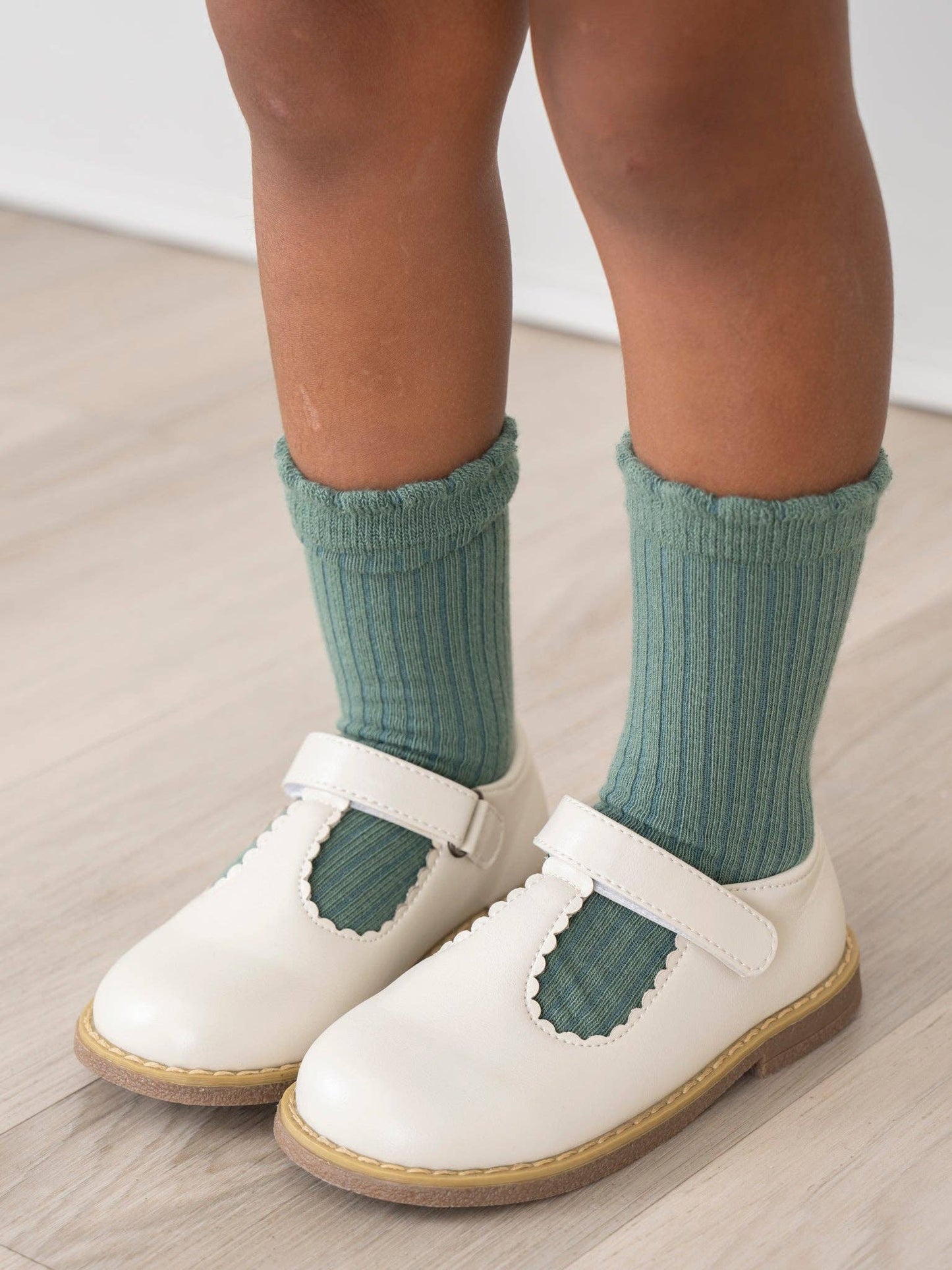 T-Strap Mary Jane Hard Sole Shoes: Hazlenut / 5C